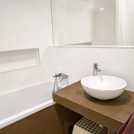 Castle & Old Town Center 2-room 公寓